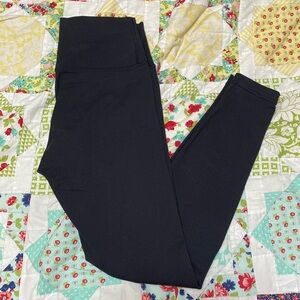 FLAWED! Lululemon size 8 leggings